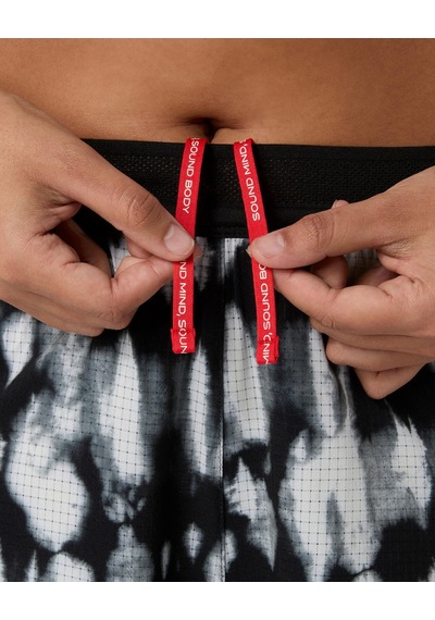 Asics Lımıted Serıes Metarun Splıt Short Kadın Siyah Beyaz Şort 2012d572-100
