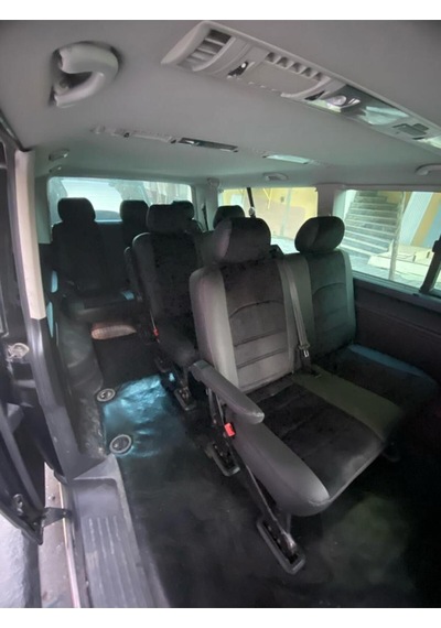 Volkswagen Carevella-8+1 Özel Dikim Taytüyü Deri Karışımı