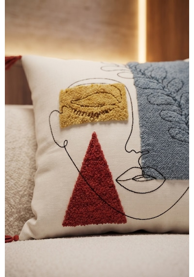 Renkli Soyut Kadın Yüzü Ve Yaprak Desenli Punch Nakışlı Püsküllü Pamuk Kırlent Kılıfı 42x42 Cm Bej