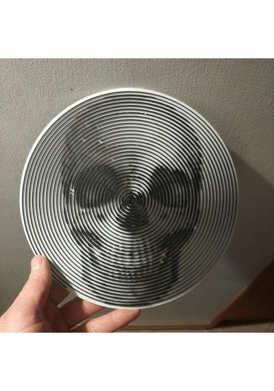 Siyah Ve Beyaz Kurukafa  İllüzyon Spiral Plak Dekor - Gotik Sanat Eseri, Korku Ve Alternatif Kültür Duvar Ve Masaüstü Süsü, Modern Ev Dekorasyonu Ve Hediye