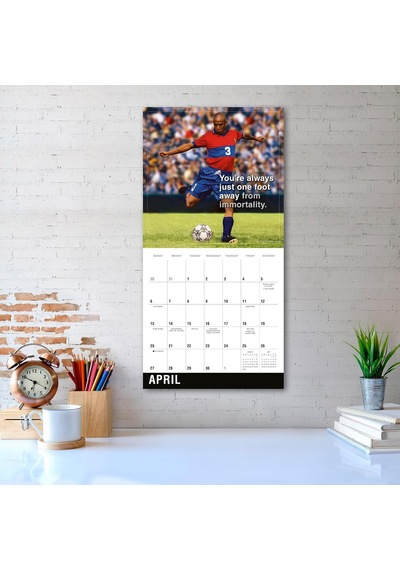 Futbol 2025 Duvar Takvimi, 16 Aylık Spor Takvimi, 30,48 Cm X 30,48 Cm Çok Renkli