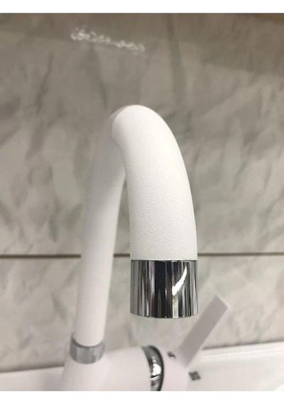 Beyaz Kısa Lavabo Bataryası Delta Banyo Sıcak Soğuk Su Girişli Musluk Beyaz