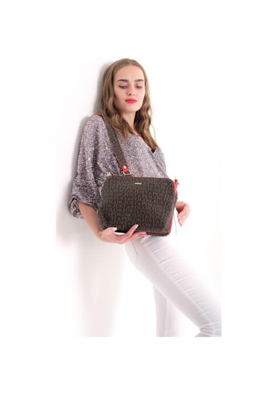 Just Polo Kadın Monogram Baskılı Just & Polo 5 Bölmeli Omuz Çantası Kahverengi - Kırmızı