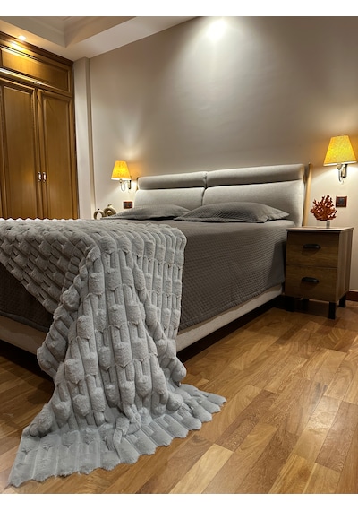 Modern Line Gri Peluş Yatak Ucu Runner