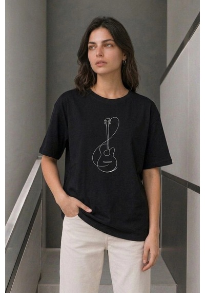 Novalisse Kadın Minimal Gitar Baskılı Tişört T-shirt Yazlık Kısa Kol Bisiklet Yaka T-shirt - Siyah Çoklu Renk