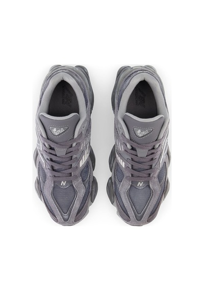 New Balance 9060 Kadın Spor Ayakkabı Gri
