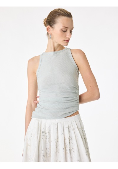 Koton Slim Fit Asimetrik Kesim Drapeli Metalik İplik Detaylı Simli Fitilli Bluz Yeşil 6sak10025uk