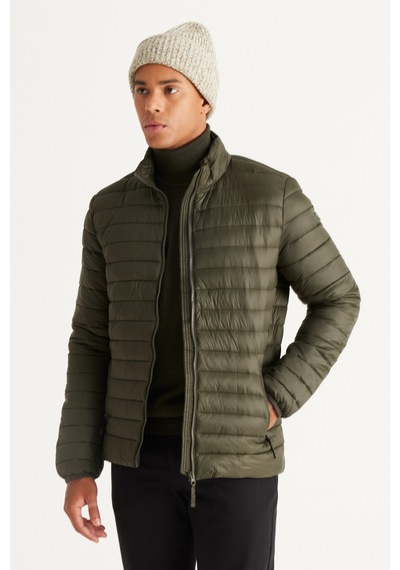 Ac&Co / Altınyıldız Classics Erkek Hakı Standart Fit Normal Kesim Dik Yaka Desenli Mont Haki Ac&Co / Altınyıldız Classics Erkek Hakı Standart Fit Normal Kesim Dik Yaka Desenli Mont Haki