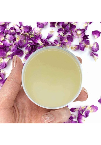 Akita Onarıcı ve Besleyici Vazelin Gül 100 ML