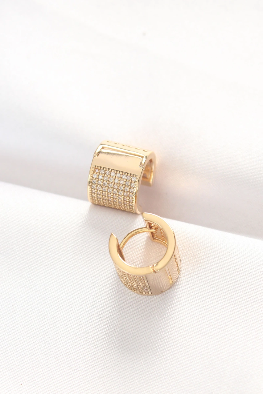 Pirinç Gold Renk Taşlı Minimal Küpe Diğer