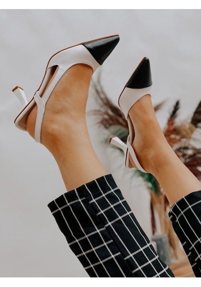 Ervanın Butiği Beyaz Siyah Deri Jake Maskelet Detay Kadın Açık Stiletto-3635