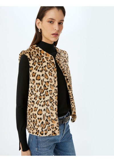 Koton Yuvarlak Yaka Kolsuz Leopar Desenli Suni Kürk Yelek Deve Tüyü Desenli 5wak20363ew Camel Koton Yuvarlak Yaka Kolsuz Leopar Desenli Suni Kürk Yelek Deve Tüyü Desenli 5wak20363ew Camel
