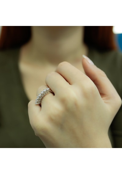 Lova F Renk 0,56 Karat Pırlanta Yeditaş Yüzük - 1030121