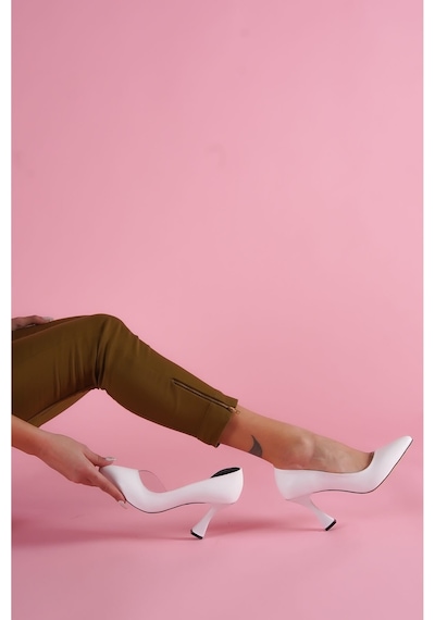 Divolya Violet Beyaz Burnu Şeffaf Detaylı Günlük Kullanım Stiletto