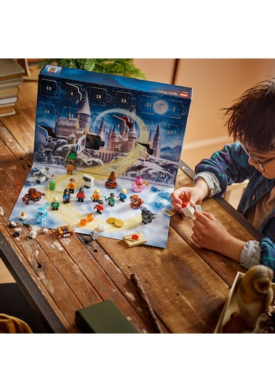 LEGO® Harry Potter™ 2025 Yılbaşı Takvimi 76456 - 7 Yaş ve Üzeri Çocuklar için Yılbaşına Geri Sayım Yapan Yaratıcı Oyuncak Yapım Seti(278P) LEGO® Harry Potter™ 2025 Yılbaşı Takvimi 76456 - 7 Yaş ve Üzeri Çocuklar için Yılbaşına Geri Sayım Yapan Yaratıcı Oyuncak Yapım Seti(278P)