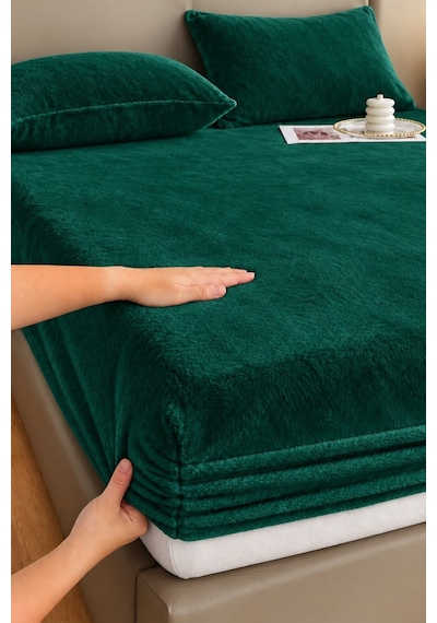 Kadife Kumaş Çift Kişilik Fitted Lastikli Çarşaf Takımı 160x200+30 Cm Zümrüt Yeşili