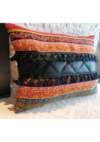 2 Li Set Meksika & Fas Stili Kilim Desenli Gerçek Deri Detaylı İçi Dolgulu Dekoratif Yastık Etnik Boho Lüks Kırlent Turuncu Siyah 2 Li Set Meksika & Fas Stili Kilim Desenli Gerçek Deri Detaylı İçi Dolgulu Dekoratif Yastık Etnik Boho Lüks Kırlent Turuncu Siyah