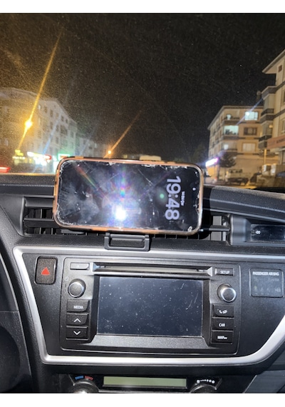 Toyota Corolla 2013-2018 Uyumlu Araca Özel Magsafe Telefon Tutacagı
