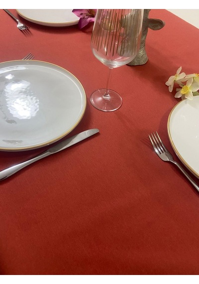 Sıvı Geçirmez Dertsiz Masa Örtüsü Kiremit