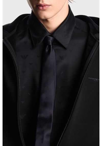 Emporio Armani Jakarlı Regular Fit Saten Görünümlü Klasik Yaka Gömlek Erkek Gömlek Em001537 Af15074 Fc218 Siyah SİYAH Emporio Armani Jakarlı Regular Fit Saten Görünümlü Klasik Yaka Gömlek Erkek Gömlek Em001537 Af15074 Fc218 Siyah SİYAH