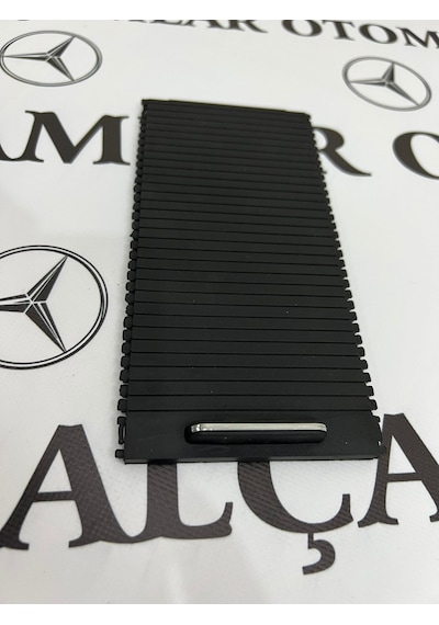 Alcamlar Mercedes W204 W212 Orta Konsol Sürgüsü Bardaklık Perdesi