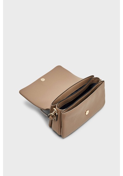 Tommy Hilfiger Logolu Çıkarılabilir Askılı Çanta Kadın Çanta Aw0aw19195 R06 Açık Kahve Kahverengi