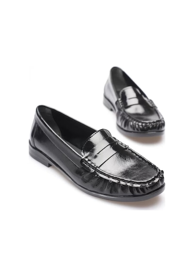 Trendella Siyah Parlak Deri Görünümlü Penny Loafer Tr88ms02a