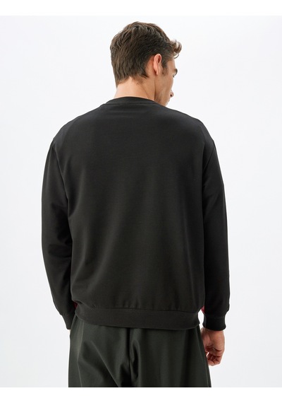 Koton Kolej Baskılı Sweatshirt Bisiklet Yaka Pamuk Karışımlı Siyah 5wam70173mk Siyah