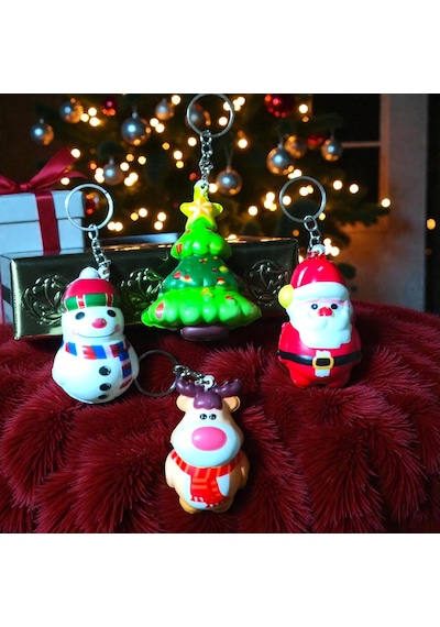 Yüksek Kalite 4 Adet Mini Sukuşi Anahtarlık Noel Baba Yılbaşı Ağacı Kardan Adam Geyik Noel Hediyesi