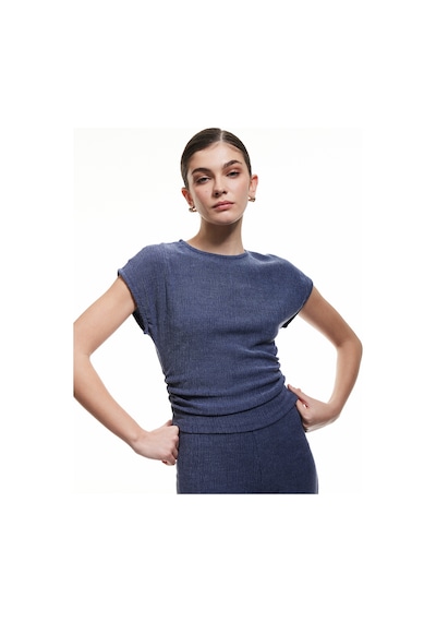 Koton Drape Detaylı Kısa Yarasa Kollu Bisiklet Yaka Slim Fit Dokulu Tişört Lacivert 5sak50156ek Lacivert