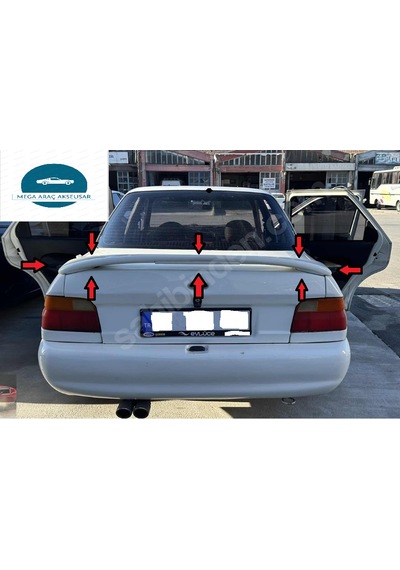 Ford Escort Sedan Rüzgarlık Işıklı Boyasız Ham Siyah Fiberclass
