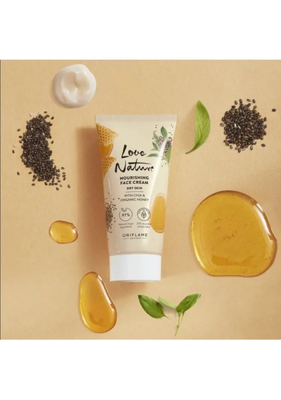 Love Nature Chia Ve Organik Bal İçeren Besleyici Yüz Kremi