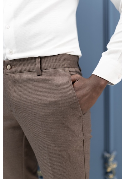 Notra Slimfit Pamuklu Kendinden Çizgili Mevsimlik Kumaş Pantolon Koyu Kahve