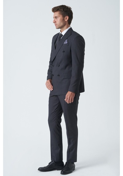 White Stone Leeds T2472 Slim Fit 6 Drop Kruvaze Takım Elbise Desenli-desenli Çok Renkli White Stone Leeds T2472 Slim Fit 6 Drop Kruvaze Takım Elbise Desenli-desenli Çok Renkli