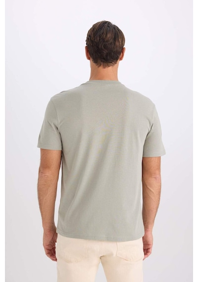 DeFacto %100 Pamuk New Regular Fit Bisiklet Yaka Basic Düz Kısa Kollu Tişört V7699AZ25SPGR321 DeFacto %100 Pamuk New Regular Fit Bisiklet Yaka Basic Düz Kısa Kollu Tişört V7699AZ25SPGR321