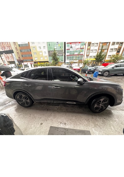 C4x Cam Kenar Rüzgarlık 1.kalite Benzinli-dizel-elektrikli Uyumlu