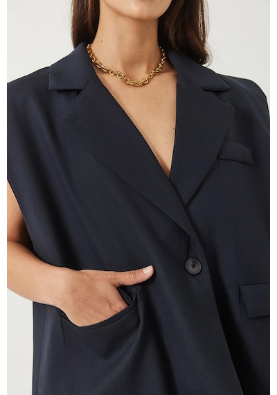 Shade Kadın Cep Detaylı Kemerli Vatkalı Oversize Astarlı Blazer Yelek 11143 60281003 - Lacivert Shade Kadın Cep Detaylı Kemerli Vatkalı Oversize Astarlı Blazer Yelek 11143 60281003 - Lacivert