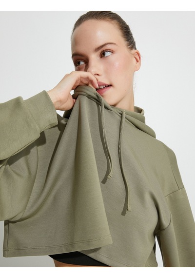 Koton Spor Crop Kapşonlu Oversize Sweatshirt Modal Kumaş Uzun Kollu Haki 4wak10225nk Haki