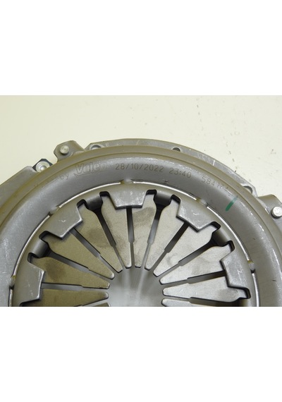 Clio 2 Laguna 1 Debriyaj Seti 1.4 16v Valeo 7701477017