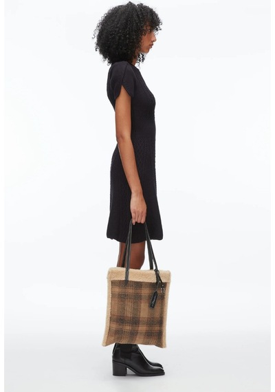 3.1 Phillip Lim Kadın Slim Tote Omuz Çantası, Kuzu Derisi Kahverengi