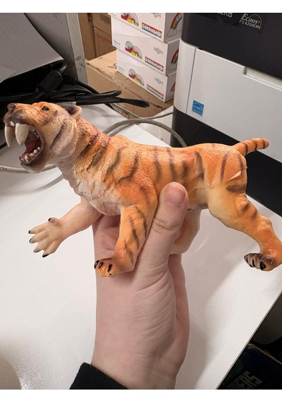 Plastik Oyuncak Büyük Boy Hayvan Smilodon Kaplan 17 Cm