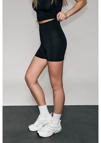 Urban Beat Runles Kadın Baskı Detaylı Slim Fit Sporcu Kısa Siyah Tayt siyah