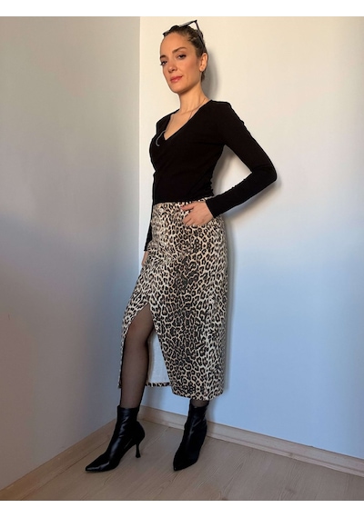 Ali Butik Leopar Önden Yırtmaç Detaylı Denim Etek Leopar