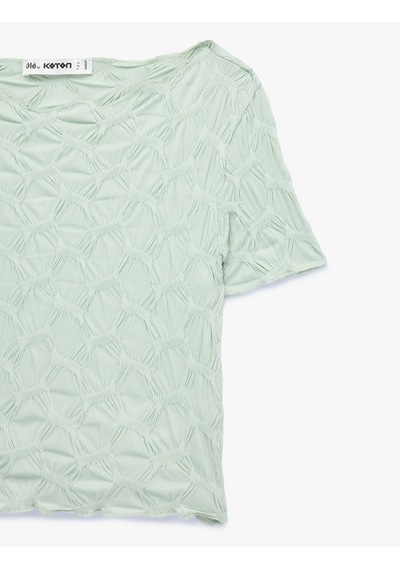 Koton Bürümcük Kumaş Slim Fit Kısa Kollu Kayık Yaka Crop Tişört Yeşil 6sal10639ık