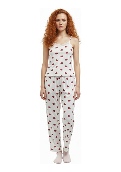 Altı Uzun Üstü Askılı Yumuşak Kırmızı Kalp Desenli Pijama Takımı Beyaz Beyaz
