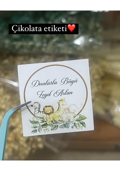 Dualalarla Büyü Yazılı Çikolata Etiketi Safarili 3,5x3,5 Cm 70 Adet Kişiye Özel - Arletikettasarım Beyaz