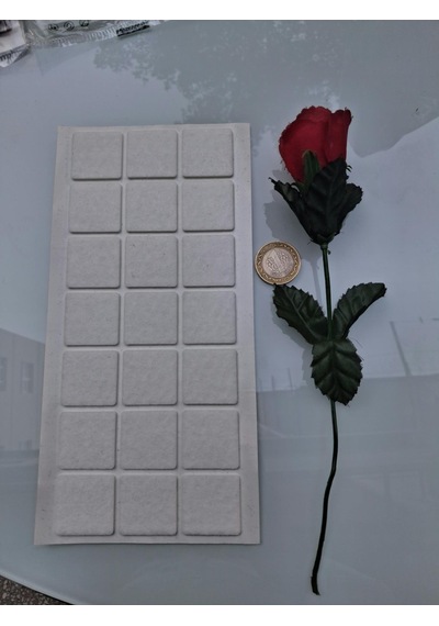 Keçe 90739 Hrd 4 Paket 30mm Beyaz Masa Sandalye Koltuk Baza Ayak Çizdirmez Yapışkanlı