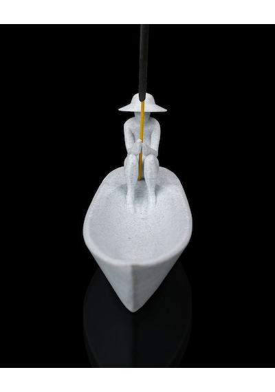 Durgun Sular Tütsülük (17 cm) -