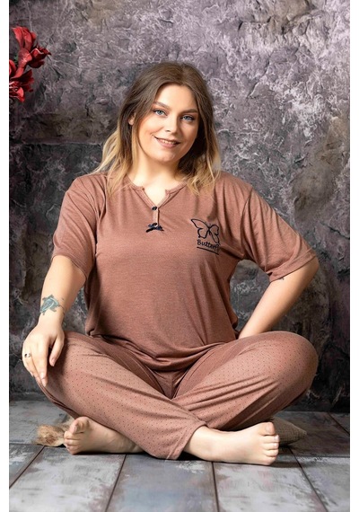 Sude Kadın Bambu Büyük Beden Düğme Yaka İnce Kısa Kol Pijama Takımı P300/146 - 1 Adet 001 Sude Kadın Bambu Büyük Beden Düğme Yaka İnce Kısa Kol Pijama Takımı P300/146 - 1 Adet 001