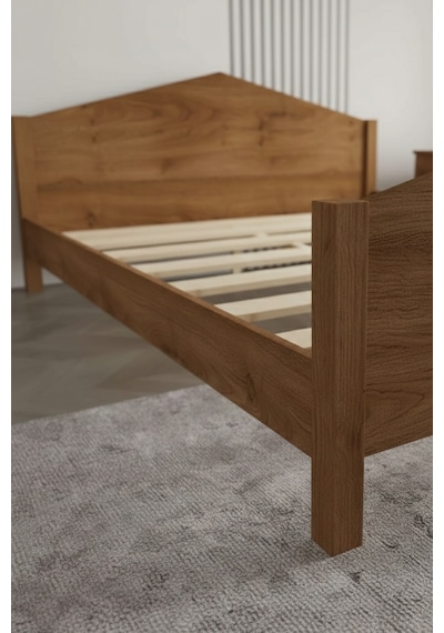 Mi Lano Piramit Masif Ahşap Karyola Ve 2 Adet Ceviz 180x200 Renk: Ceviz Ölçüler: 180 X 200 Cm